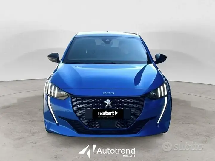 Peugeot 208 2022 photo 3