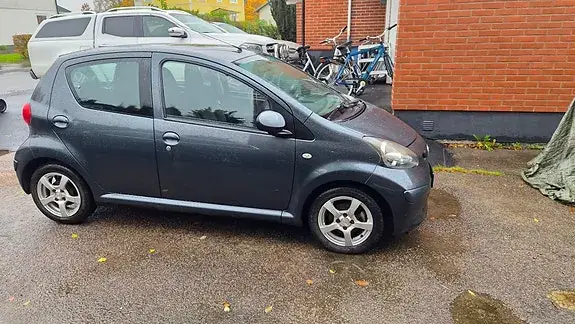 Toyota Aygo 2008 photo 4