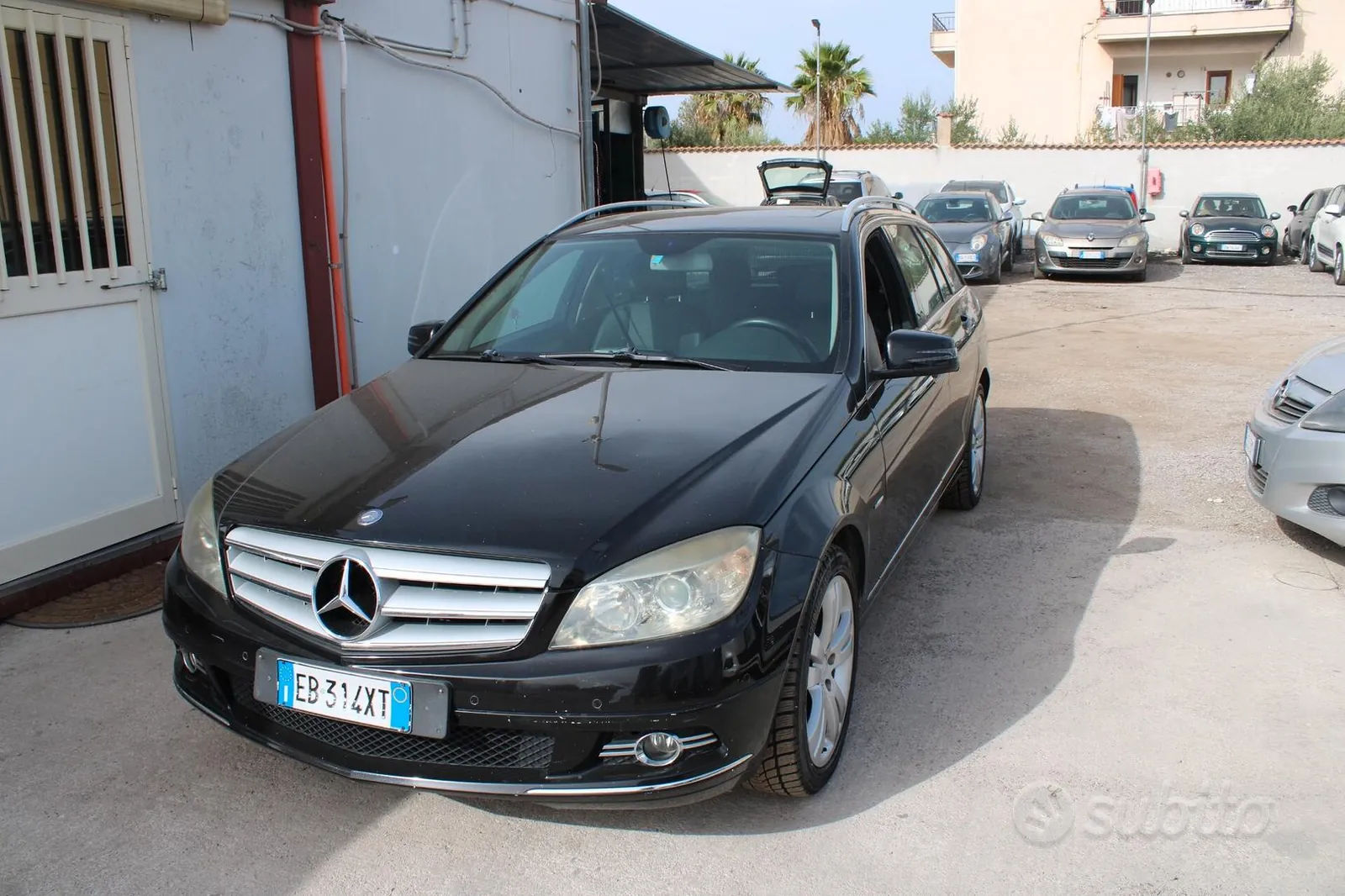 Mercedes-Benz C-Class 2010 photo 3