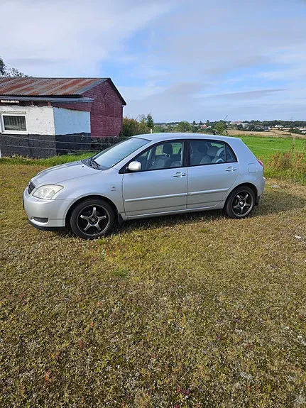 Toyota Corolla 2003 photo 2