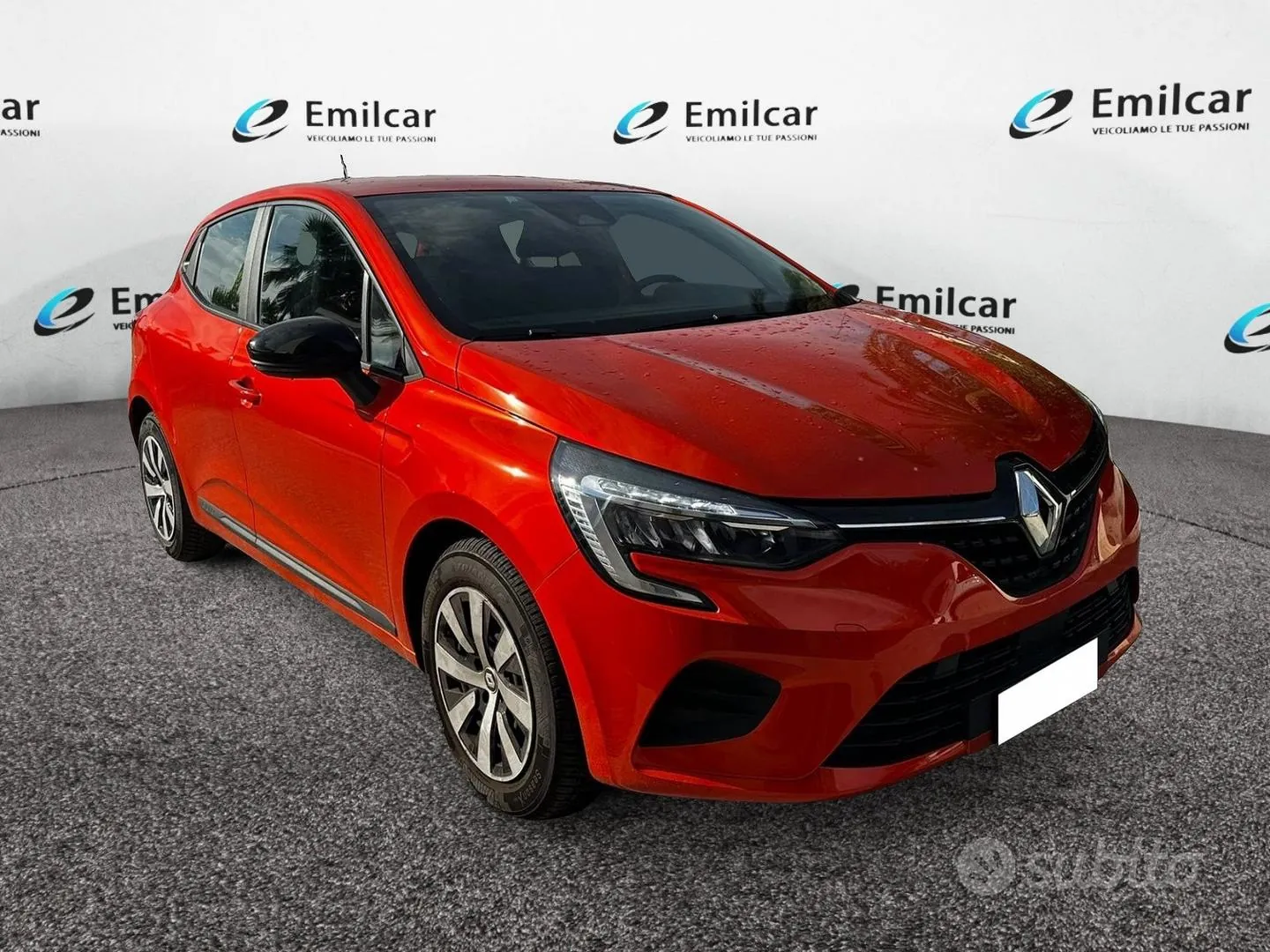 Renault Clio 2023 photo 2