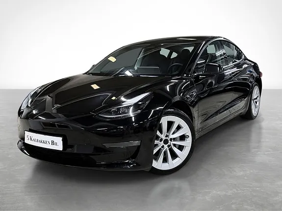 Tesla Model 3 2022 photo 3