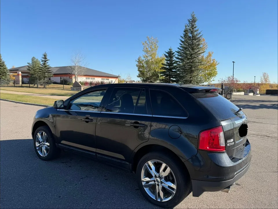 Ford Edge 2011 photo 4