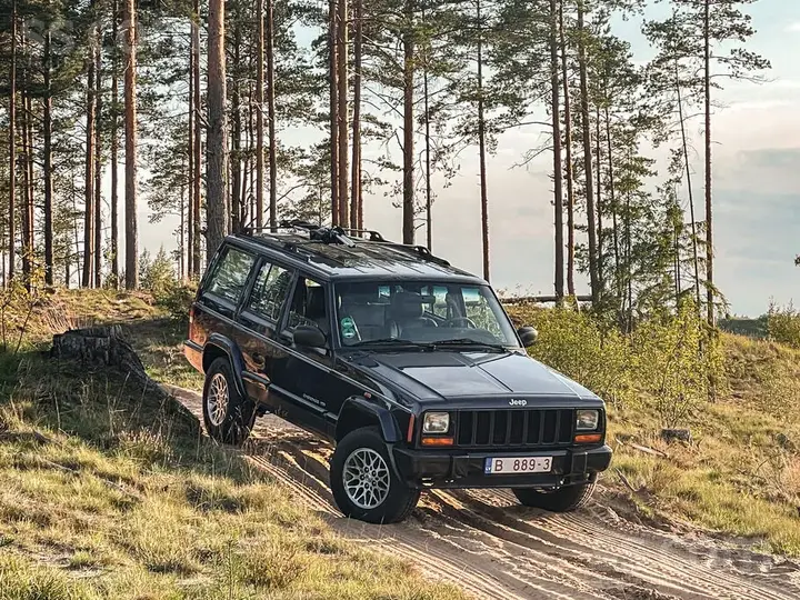 Jeep Cherokee 1999 photo 5