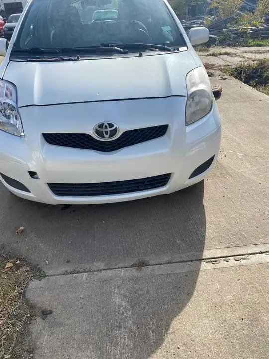 Toyota Yaris 2009 photo 3