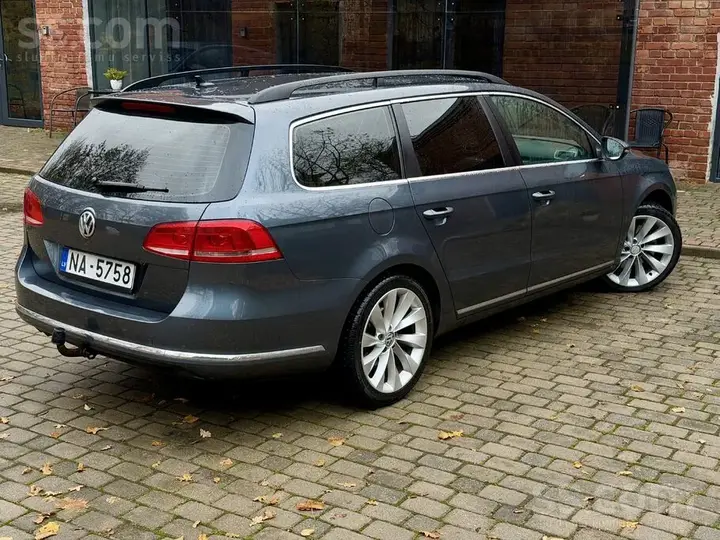 Volkswagen Passat 2012 photo 5