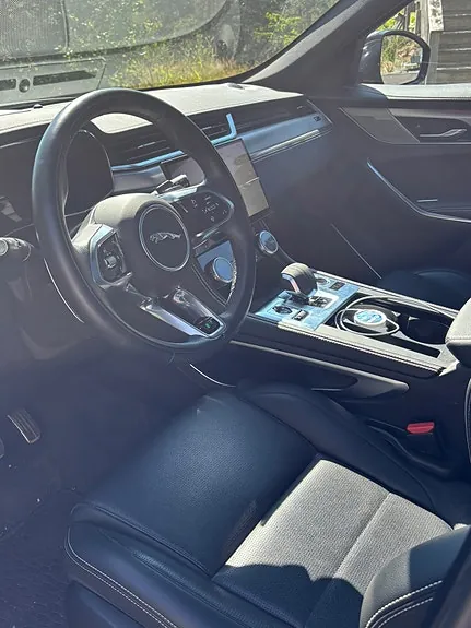 Jaguar F-Pace 2023 photo 4