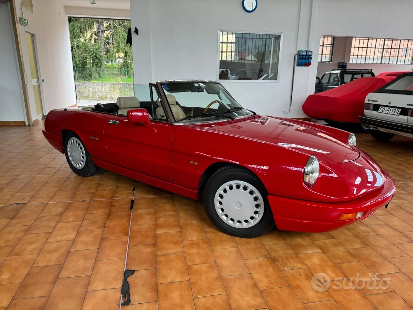 Alfa Romeo Spider 1990 photo 3
