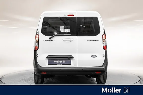 Ford Transit Courier 2023 photo 5