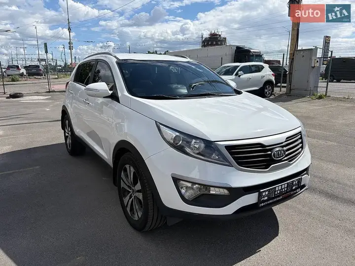 Kia Sportage 2010 photo 2