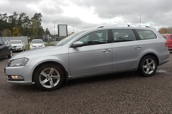 Volkswagen Passat 2014 photo 2