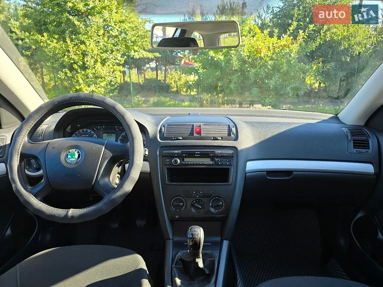 Skoda Octavia 2007 photo 2