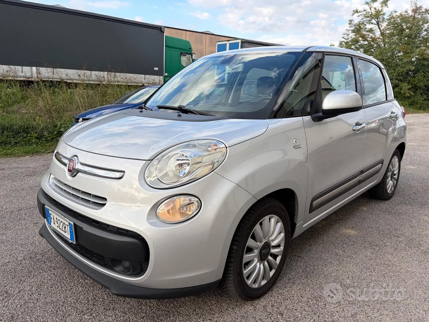 Fiat 500L 2015 photo 2
