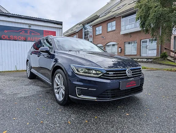 Volkswagen Passat 2016 photo 2
