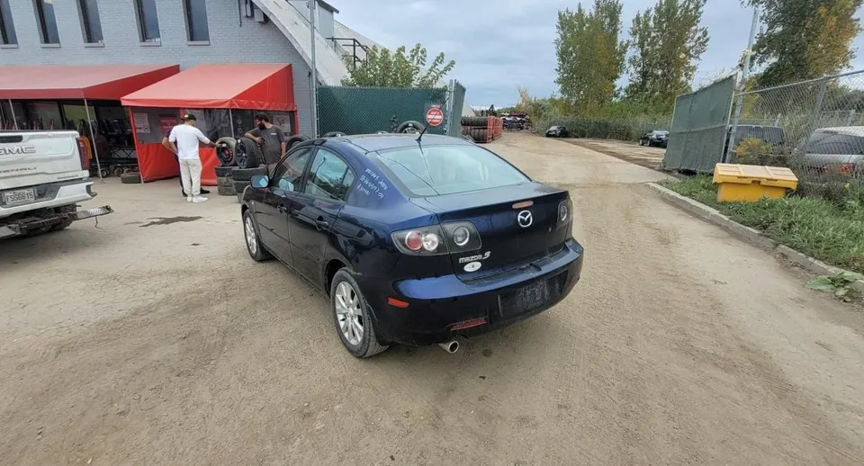 Mazda Mazda3 2009 photo 3