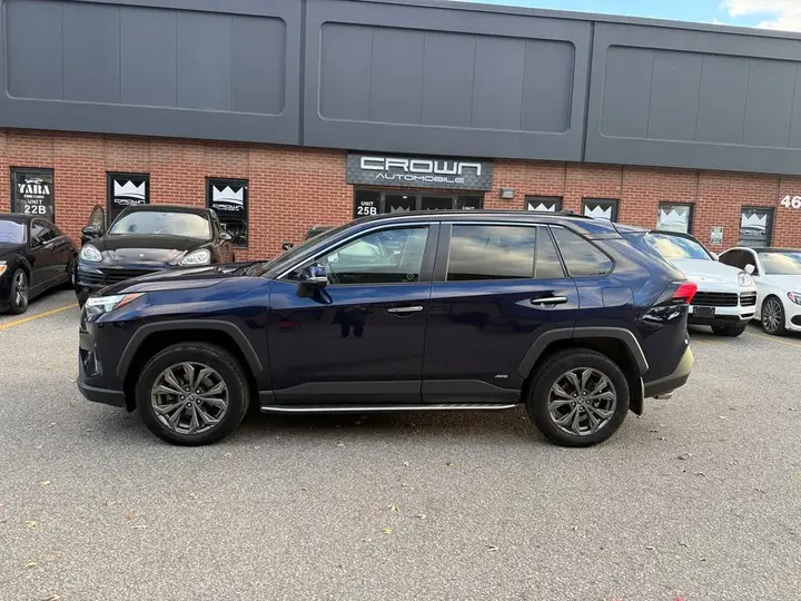 Toyota Rav4 2022 photo 3