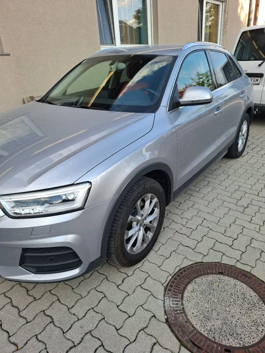 Audi Q3 2015 photo 2