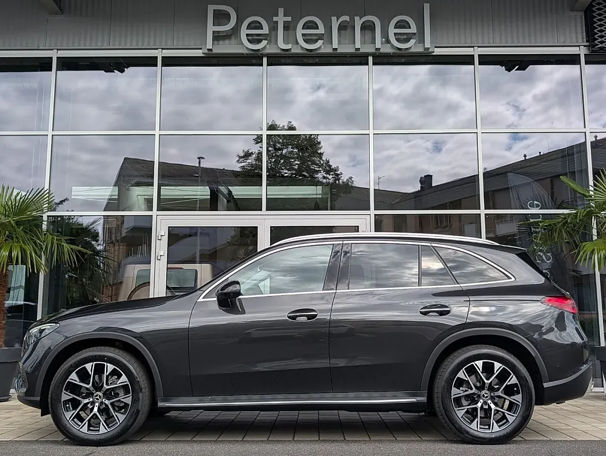 Mercedes-Benz Glc-Class 2025 photo 3