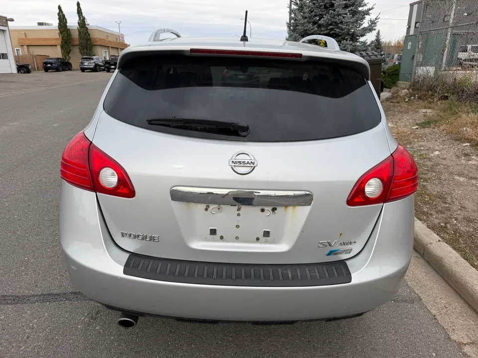 Nissan Rogue 2011 photo 3