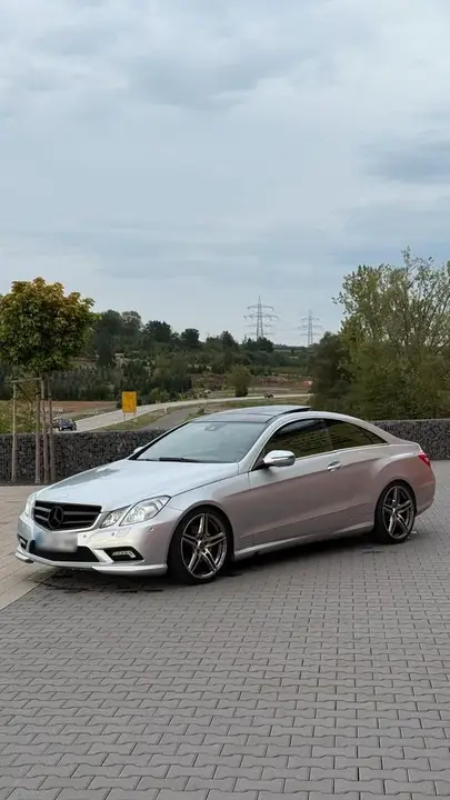 Mercedes-Benz E 350