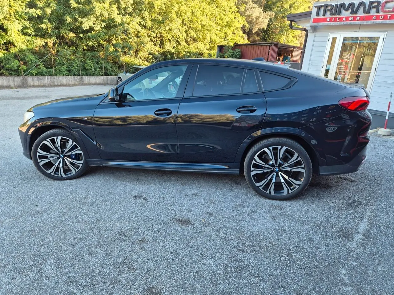BMW X6 M 2021 photo 3