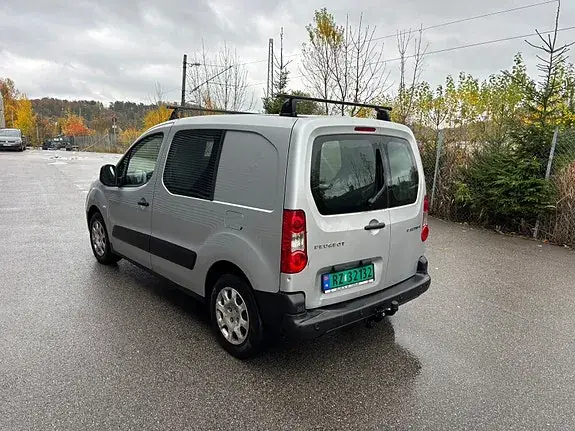Peugeot Partner 2010 photo 4