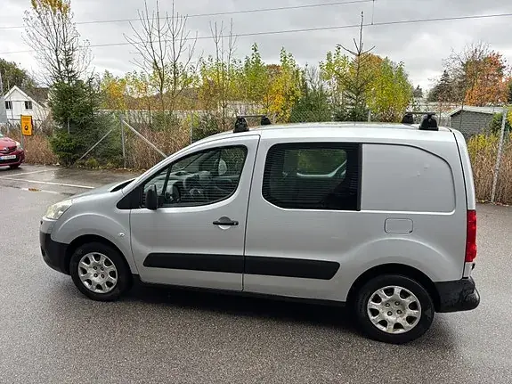 Peugeot Partner 2010 photo 3
