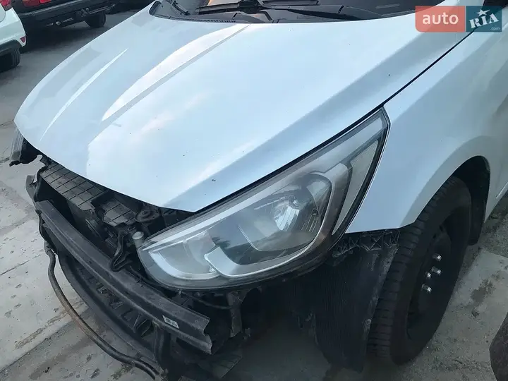 Hyundai Accent 2019 photo 4