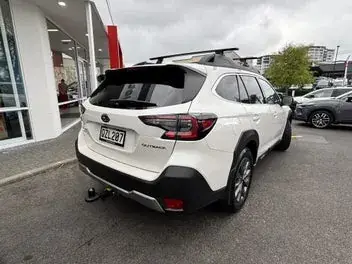 Subaru Outback 2024 photo 4