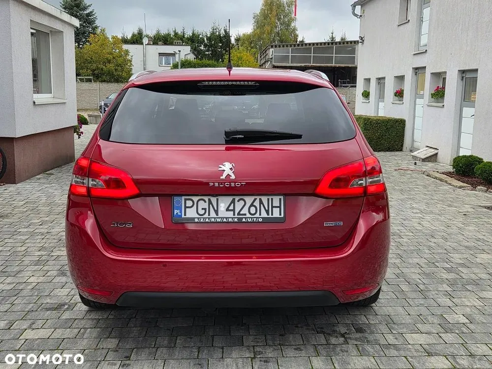 Peugeot 308 2015 photo 5