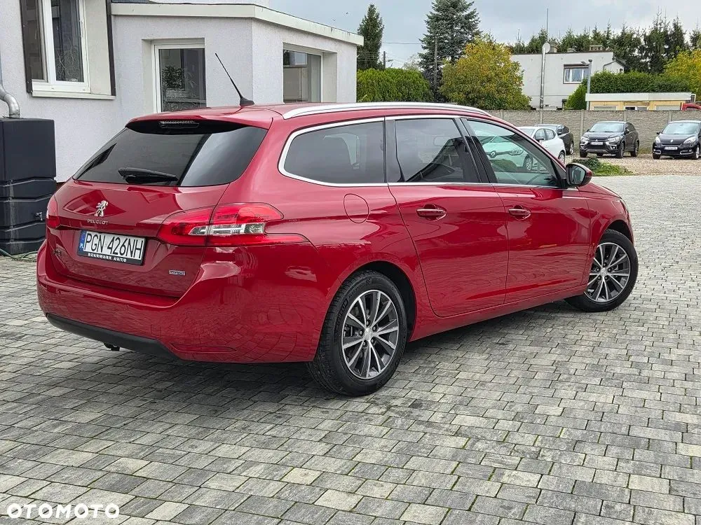 Peugeot 308 2015 photo 4