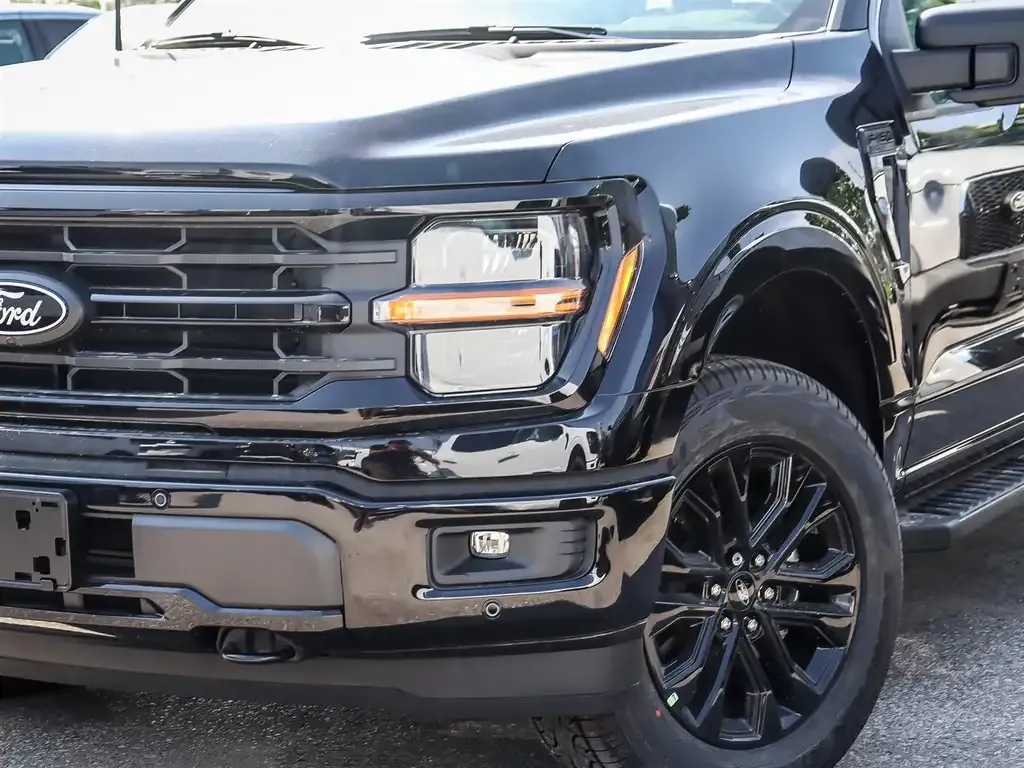 Ford F-150 2026 photo 2
