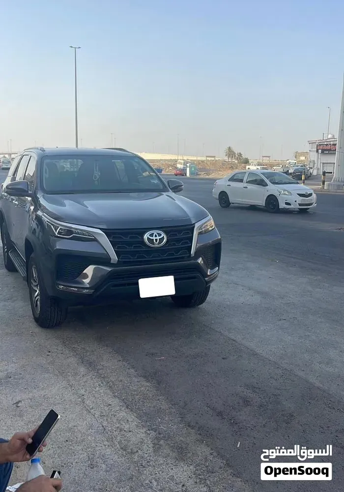 Toyota Fortuner 2023 photo 5