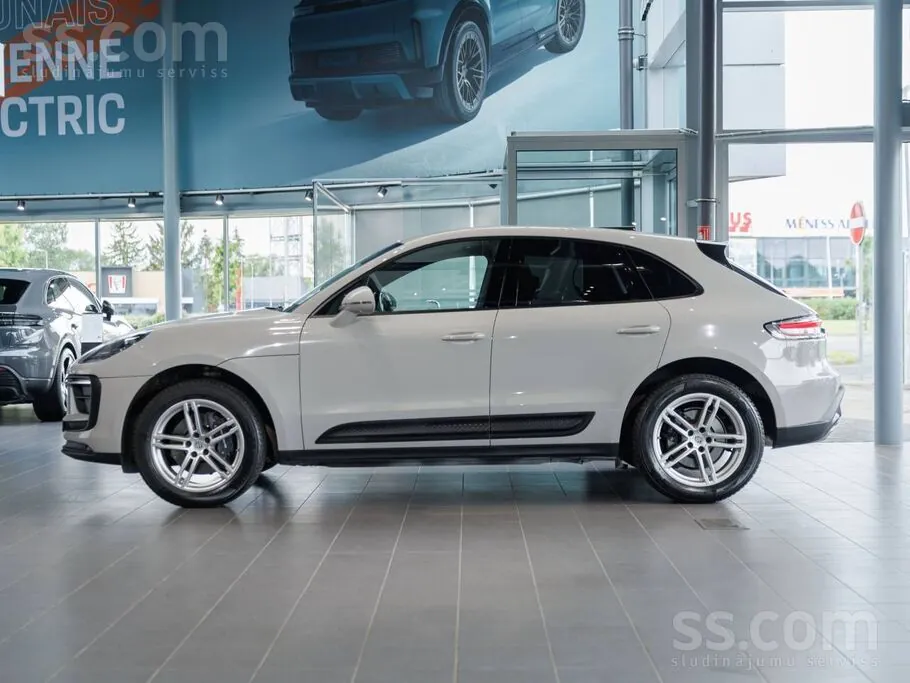 Porsche Macan 2022 photo 2