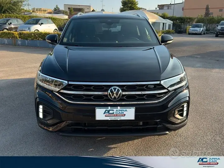 Volkswagen T-Roc 2023 photo 2