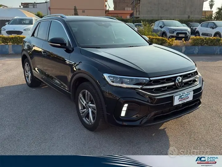 Volkswagen T-Roc 2023 photo 3