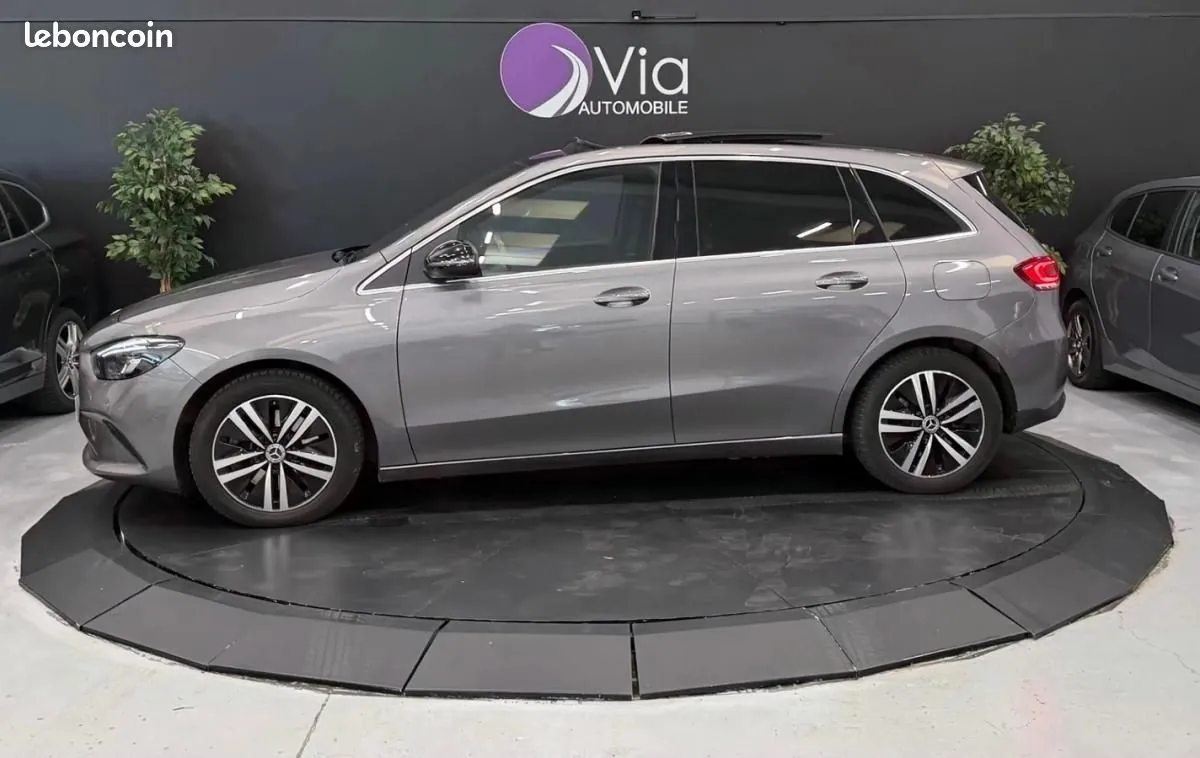 Mercedes-Benz B-Class 2022 photo 4