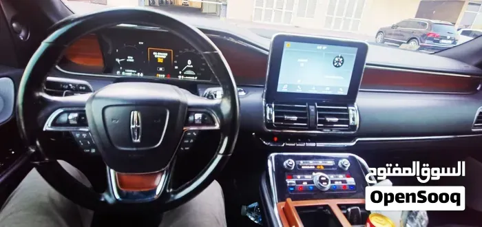 Lincoln Navigator 2018 photo 4