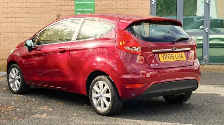 Ford Fiesta 2009 photo 4