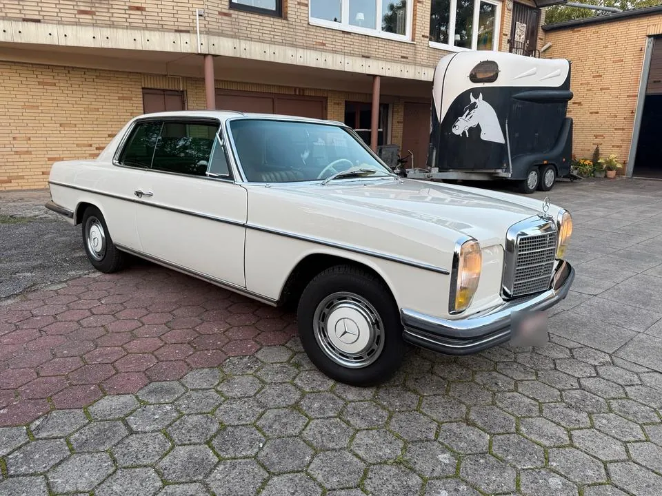 Mercedes-Benz W114