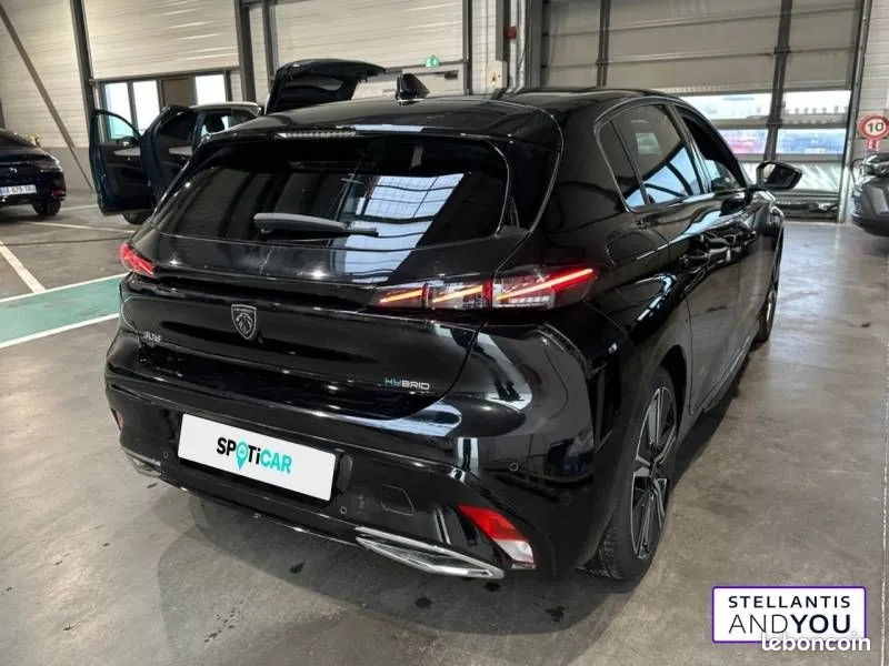 Peugeot 308 2022 photo 3