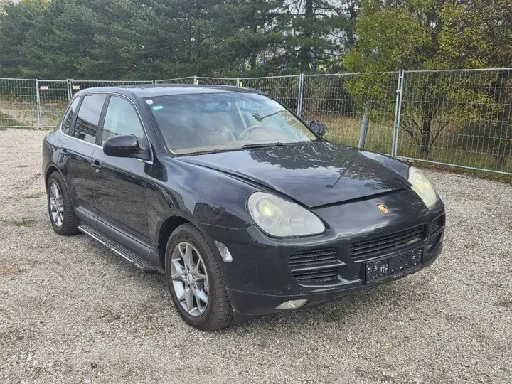 Porsche Cayenne 2005 photo 2