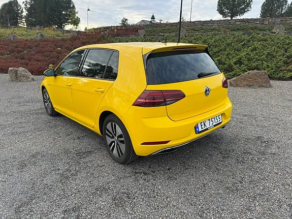 Volkswagen E-Golf 2018 photo 2