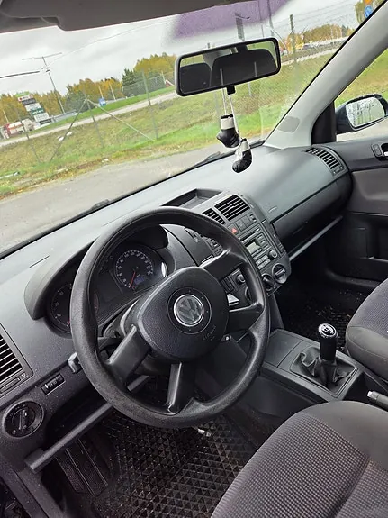 Volkswagen Polo 2006 photo 5