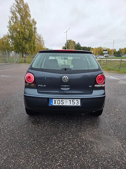 Volkswagen Polo 2006 photo 3