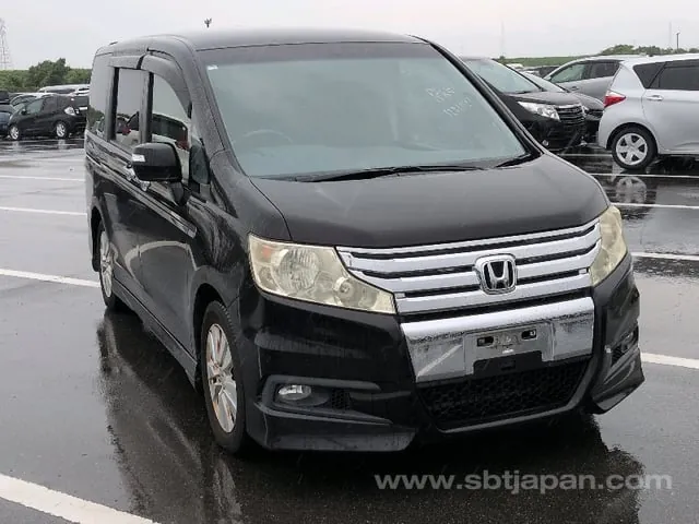 Honda Stepwagen Spada Z