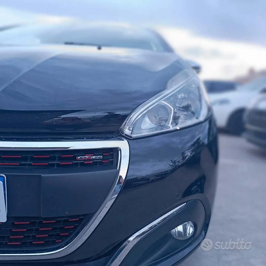 Peugeot 208 2016 photo 4