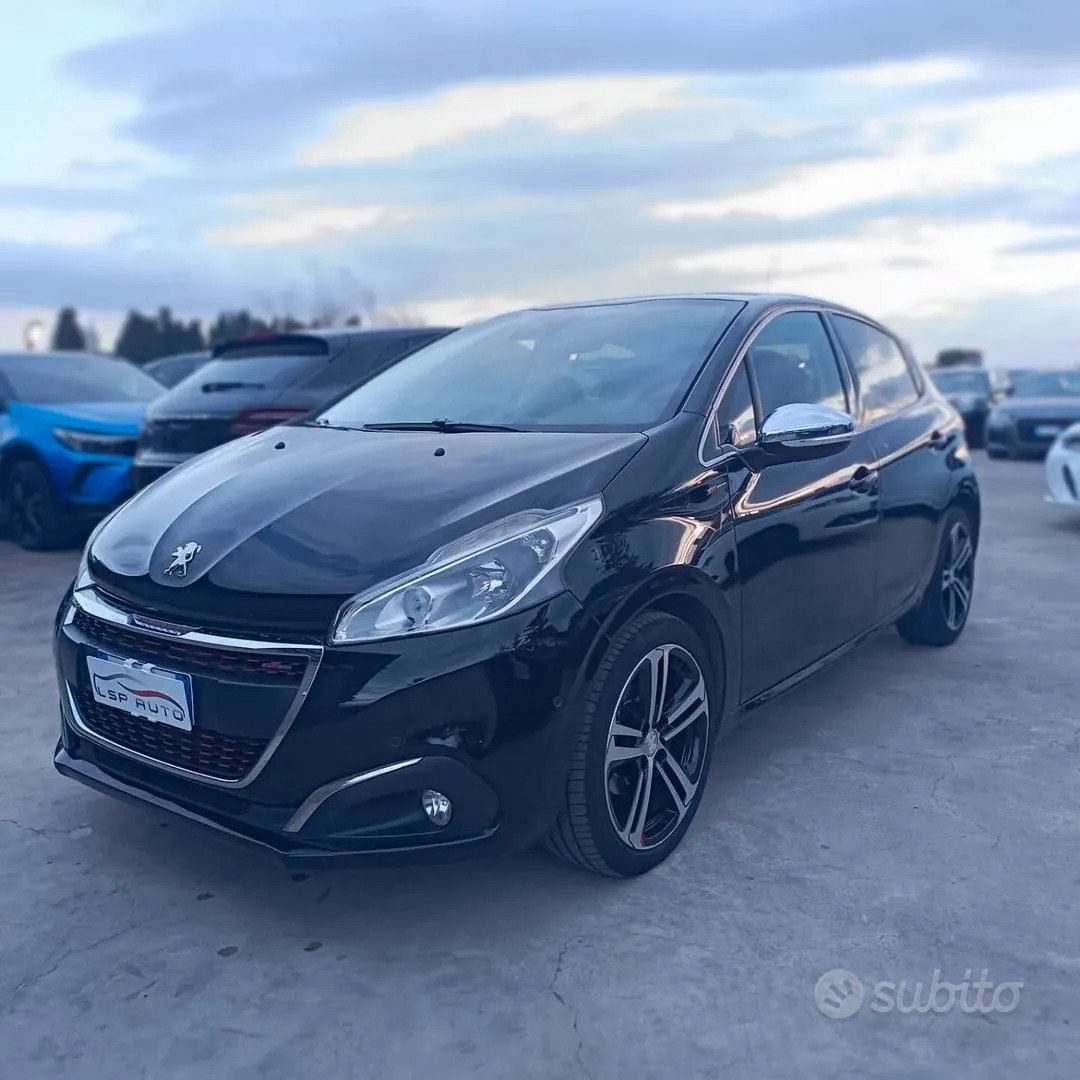 Peugeot 208 2016 photo 2