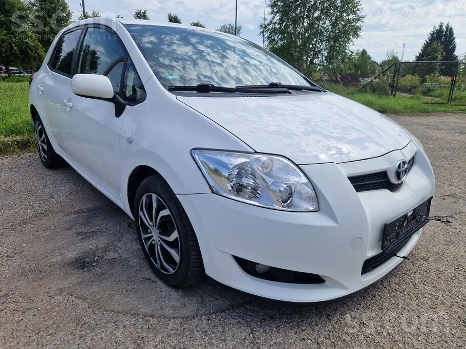Toyota Auris 2008 photo 3