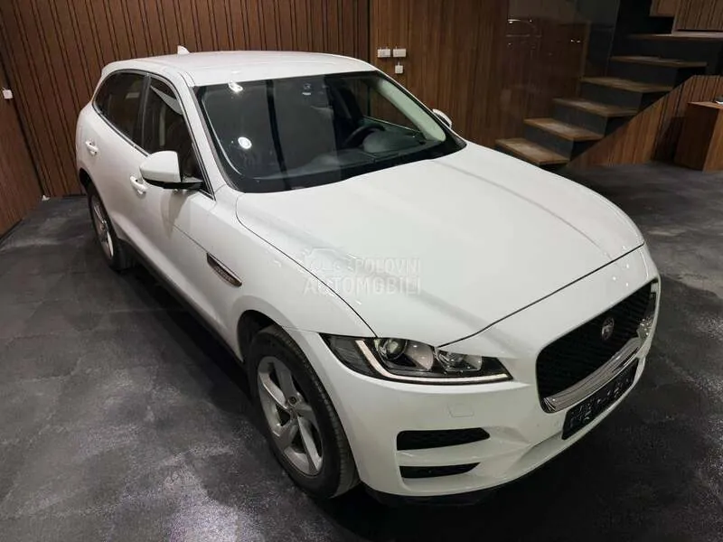 Jaguar F-Pace 2019 photo 3